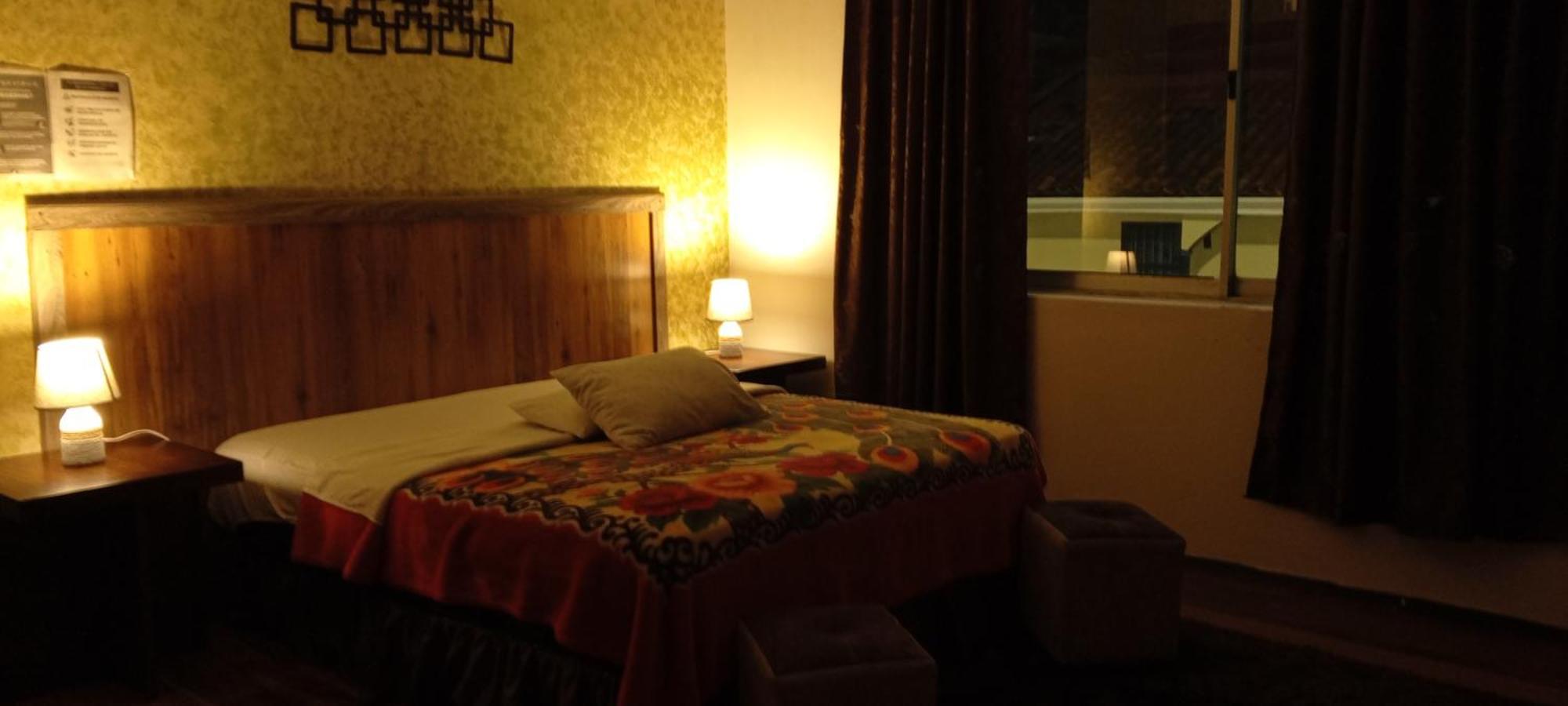 La Perla Cuencana Hostal Exteriör bild