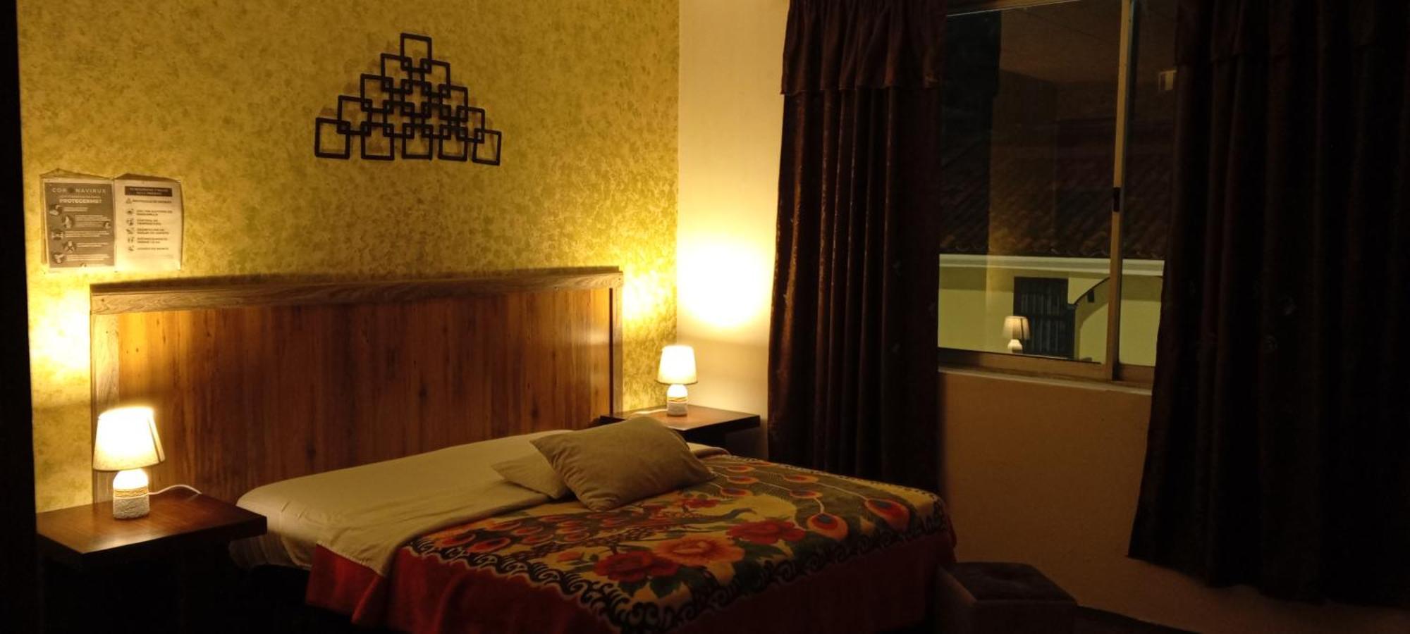 La Perla Cuencana Hostal Exteriör bild